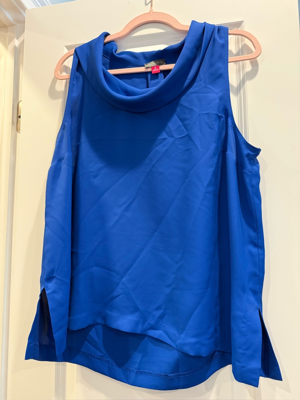 Like new Vince Camuto sleeveless cowl neck blouse in vibrant royal blue